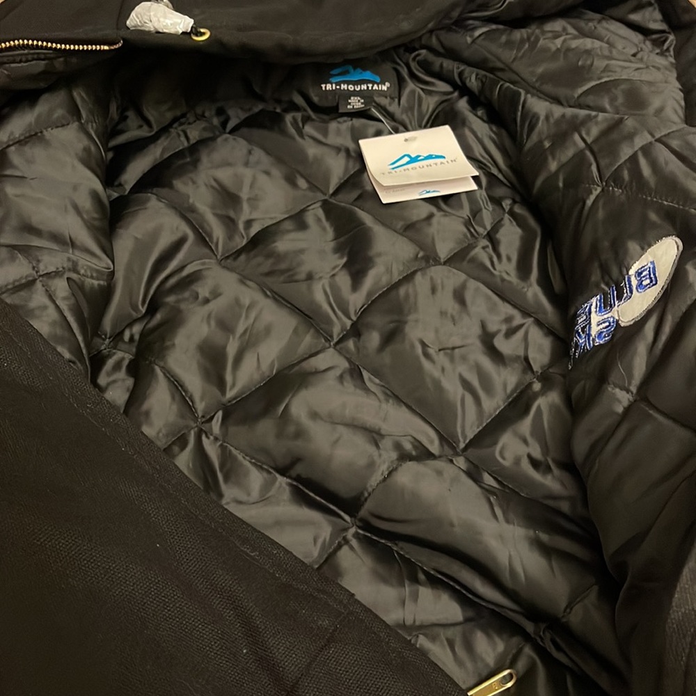 Tri Mountain Jacket - Picture 3 of 4